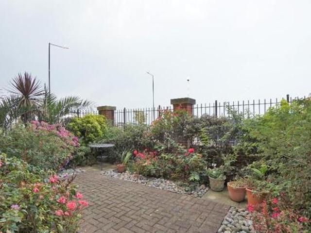 House for sale in Cliftonville West, Acol