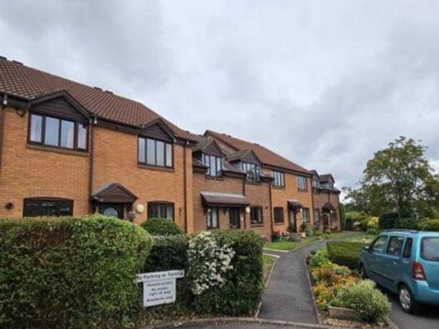 House for sale in Stourbridge, West Midlands