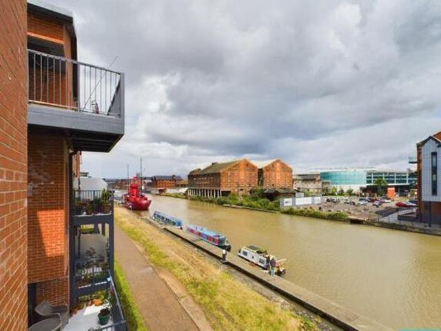 House for sale in Gloucester, Gloucestershire