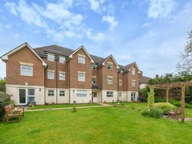 House for sale in Surrey, England