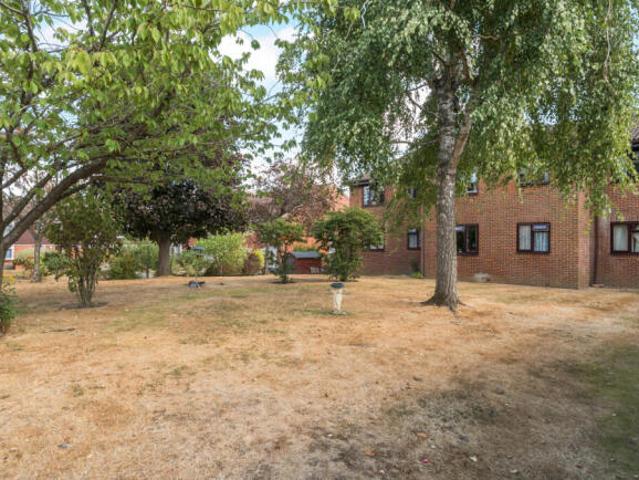House for sale in Worplesdon, Westborough