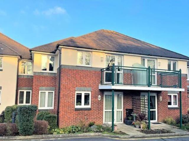 House for sale in Chilworth Old Village, Test Valley