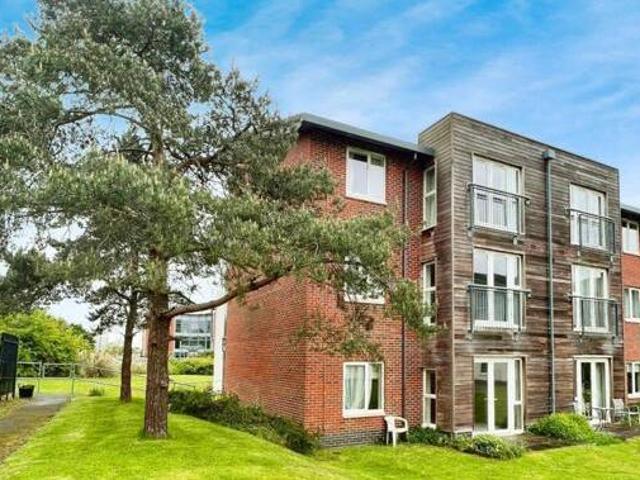 House for sale in Slough