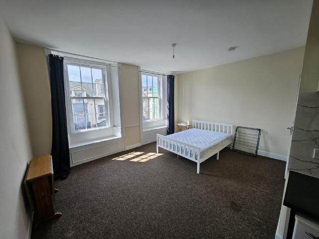 House for rent in Bridgend, Moneydie