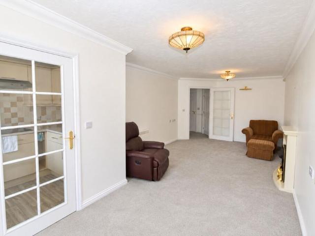 House for rent in Nevill Park, Sandown Park