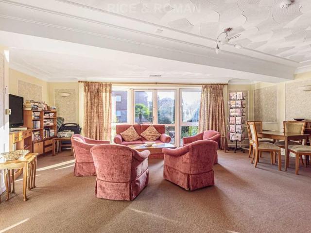 House for rent in Blackhills, Surrey