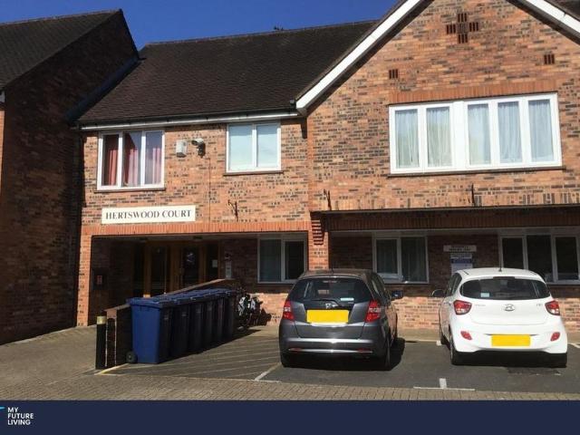 House for rent in London Borough of Barnet, Greater London