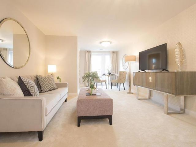 House for rent in Southborough, Sandown Park