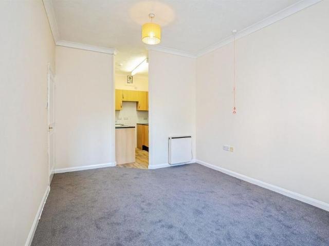 House for rent in Luton, Chatham