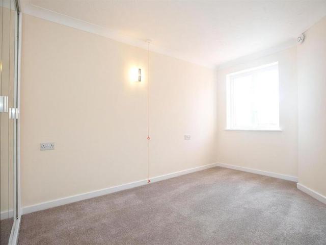 House for rent in Sydenham, Green Close