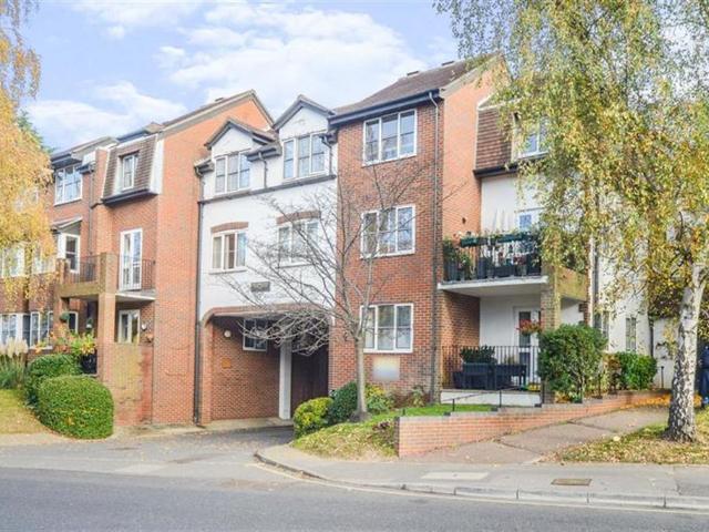 House for rent in Blackhills, Surrey