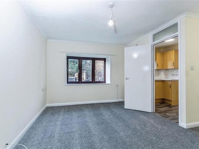 House for rent in London Borough of Croydon, Greater London