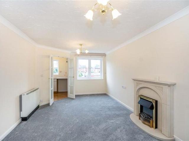 House for rent in Cliff Hill, Green Close