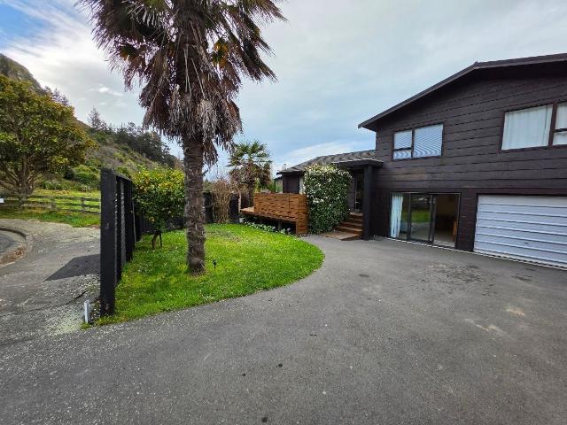 Apartment for rent in Chaslands, Canterbury