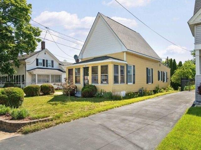 House for sale in New Hampshire