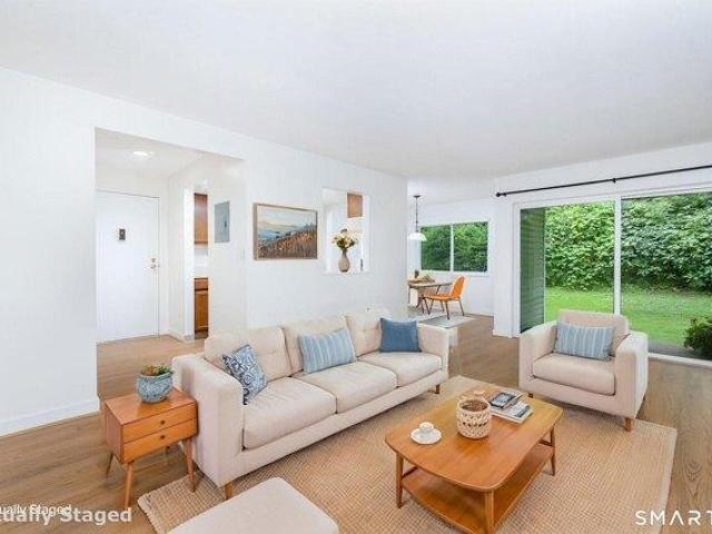 Condo for sale in Rocky Hill, Connecticut