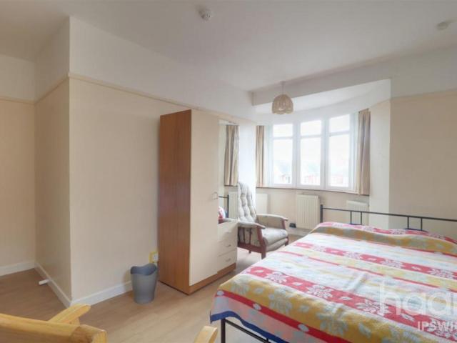 Room for rent in Priory Heath, Key Street