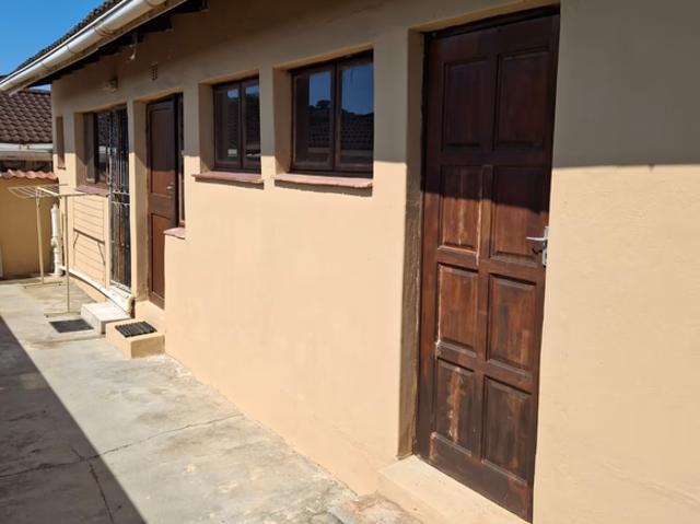 Apartment for rent in Seaview, Kwazulu-natal