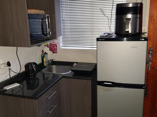House for rent in Hartbeespoort Dam Nature Reserve, North West