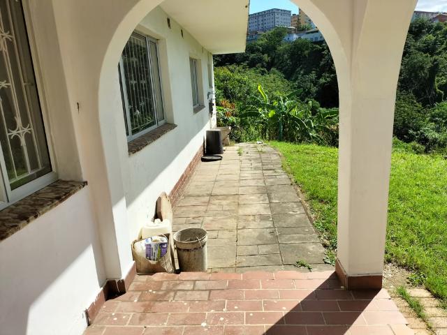 Room for rent in Seaview, Kwazulu-natal
