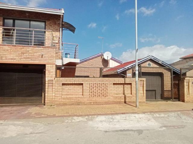 Room for rent in Protea North, Soweto