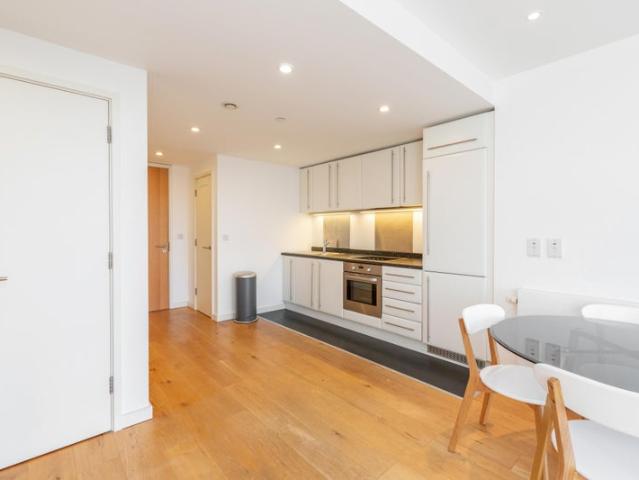 Apartment for rent in Elephant and Castle, Greater London