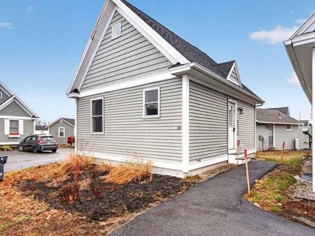Condo for sale in Saco, Maine