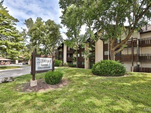 Condo for sale in Saint Charles, Missouri