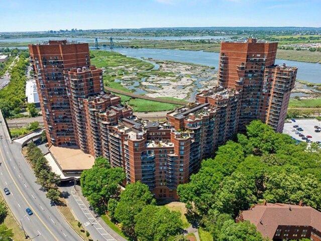 Condo for sale in Hudson, New Jersey