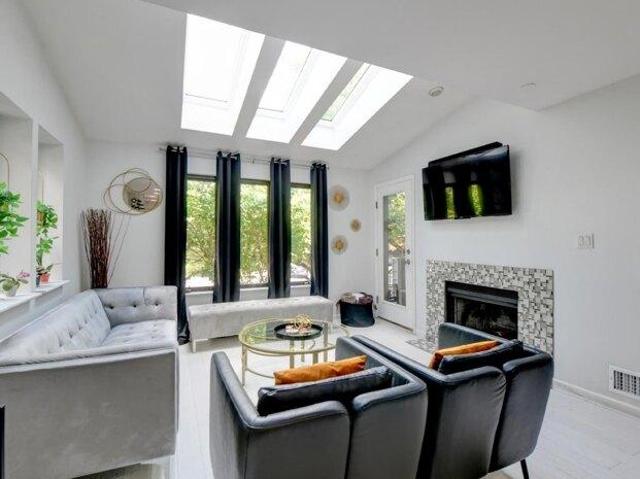 House for sale in Hudson, New Jersey