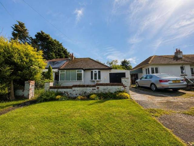 Farm for sale in Cayton, Osgodby