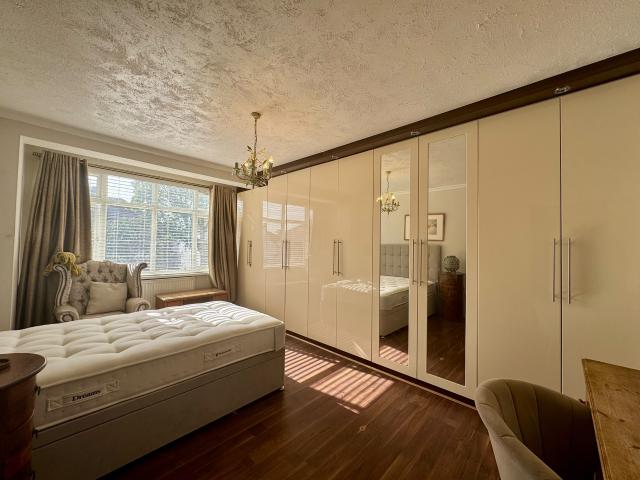 House for rent in North Wembley, Greater London