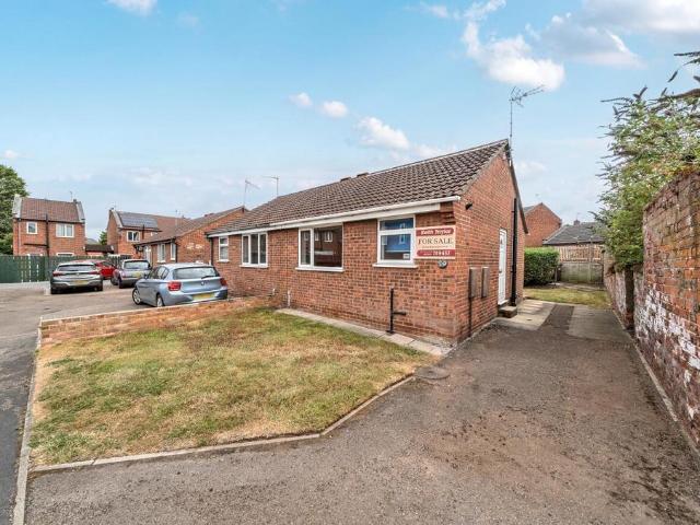 Bungalow for sale in Selby