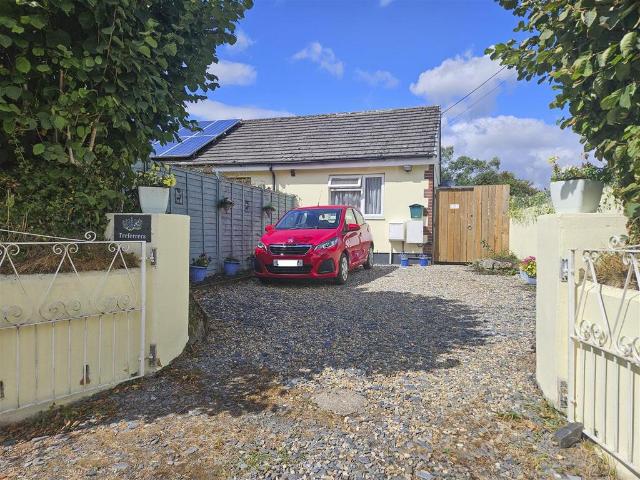 Bungalow for sale in Weir Quay, Devon