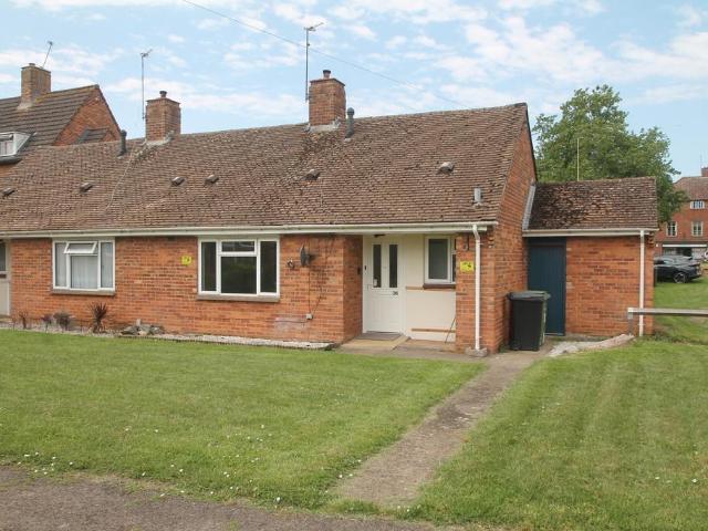 Bungalow for sale in Dromore, Oxfordshire