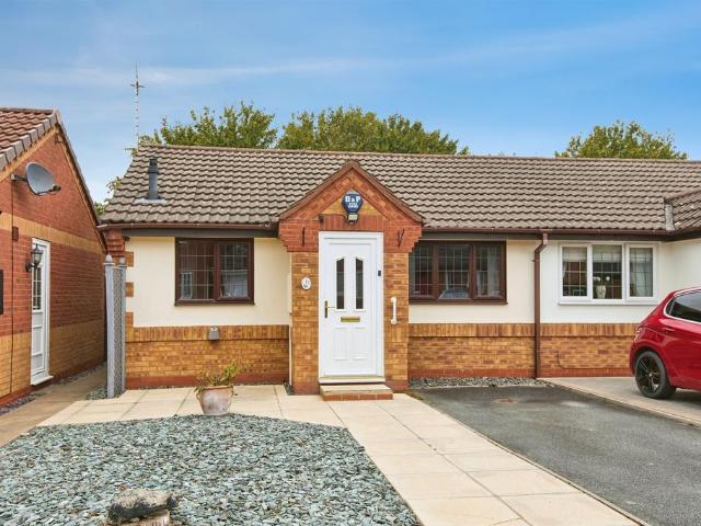 Bungalow for sale in Beamhurst, Staffordshire