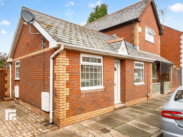 Bungalow for sale in Falcon Lodge, Wales