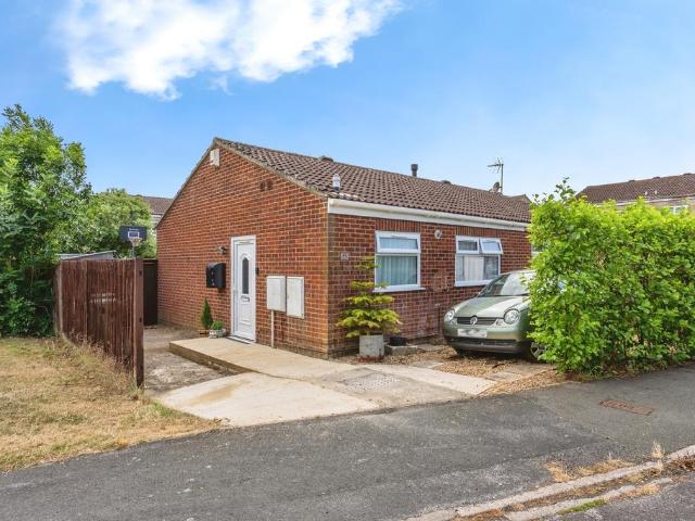 Bungalow for sale in West End, Fareham