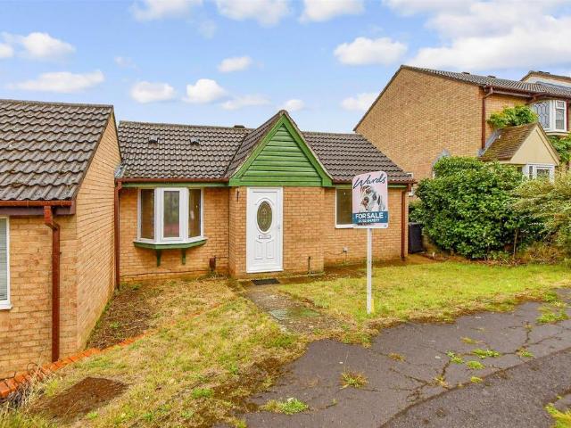 Bungalow for sale in Bourne Vale, Kent