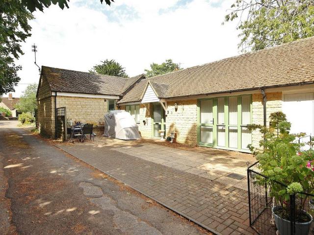 Bungalow for sale in Black Bourton, Oxfordshire