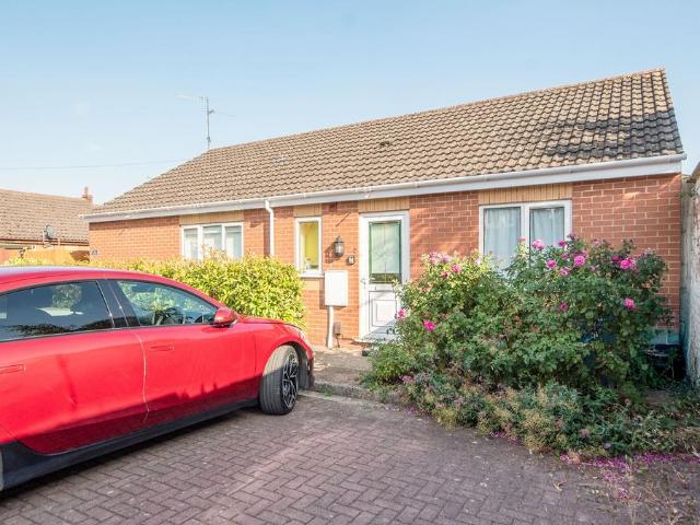 Bungalow for sale in Desborough
