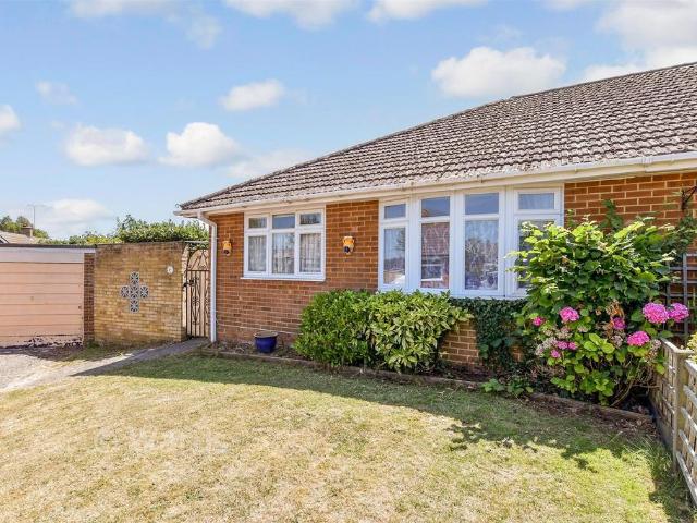 Bungalow for sale in Ash, Kent