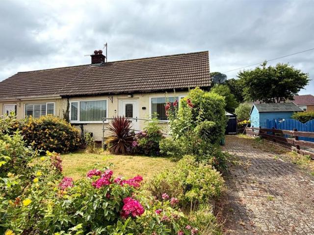 Bungalow for sale in Conwy, Wales