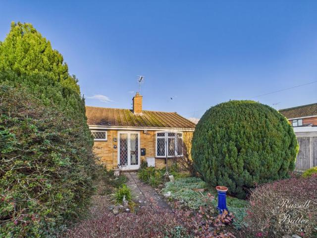 Bungalow for sale in Padbury, Buckinghamshire