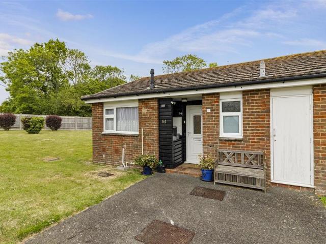 Bungalow for sale in Polegate, Cross In Hand