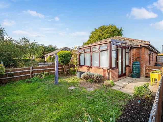 Bungalow for sale in Over Wallop, Test Valley