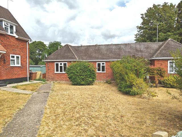 Bungalow for sale in Barton Stacey, Hampshire