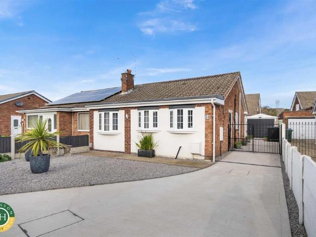 Bungalow for sale in Armthorpe, Doncaster