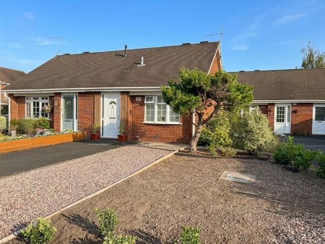 Bungalow for sale in Holmes Chapel