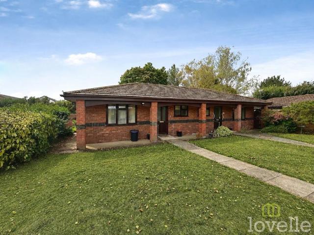 Bungalow for sale in Birchwood, Brayford